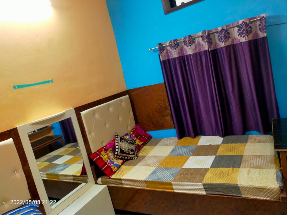 Maa Vaishno Guest House Varanasi Exteriör bild